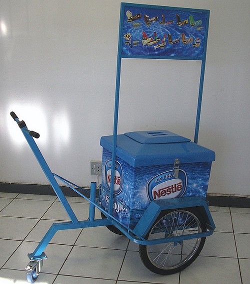 Chariot de vente de glaces