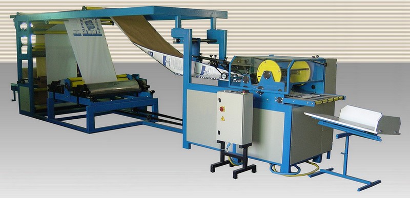 Unité de production de sacs en papier industriel